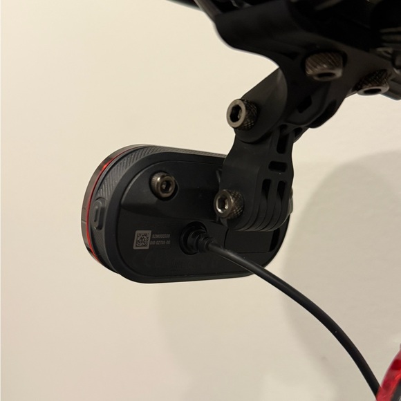 Garmin Varia eRTL615 Bike Sensor Rear Light - Picture 3 of 3
